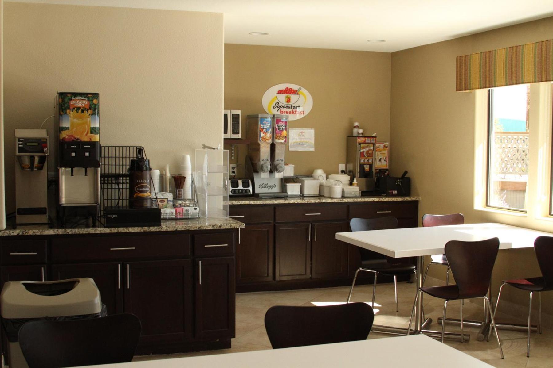 Motel Super 8 By Wyndham Montrose Esterno foto